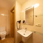 Panton Hotel 2*