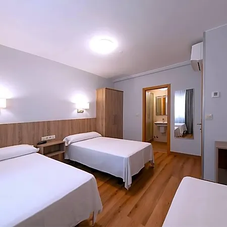 Panton Hotel 2*