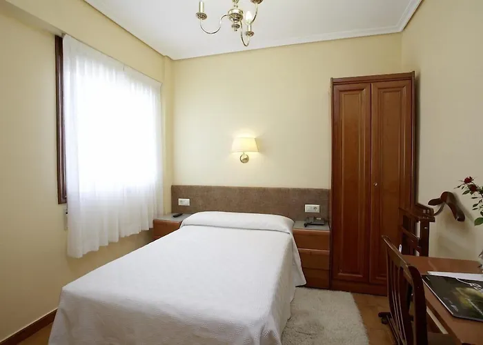 潘特酒店 2* 比戈