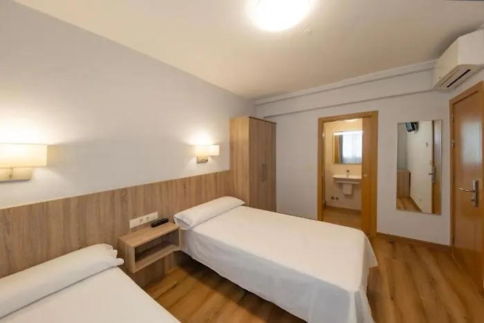 Pantón Hotel 2*